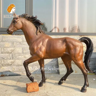 Escultura de tamaño natural de los animales de la resina de la estatua del caballo de la fibra de vidrio de la decoración de la pared